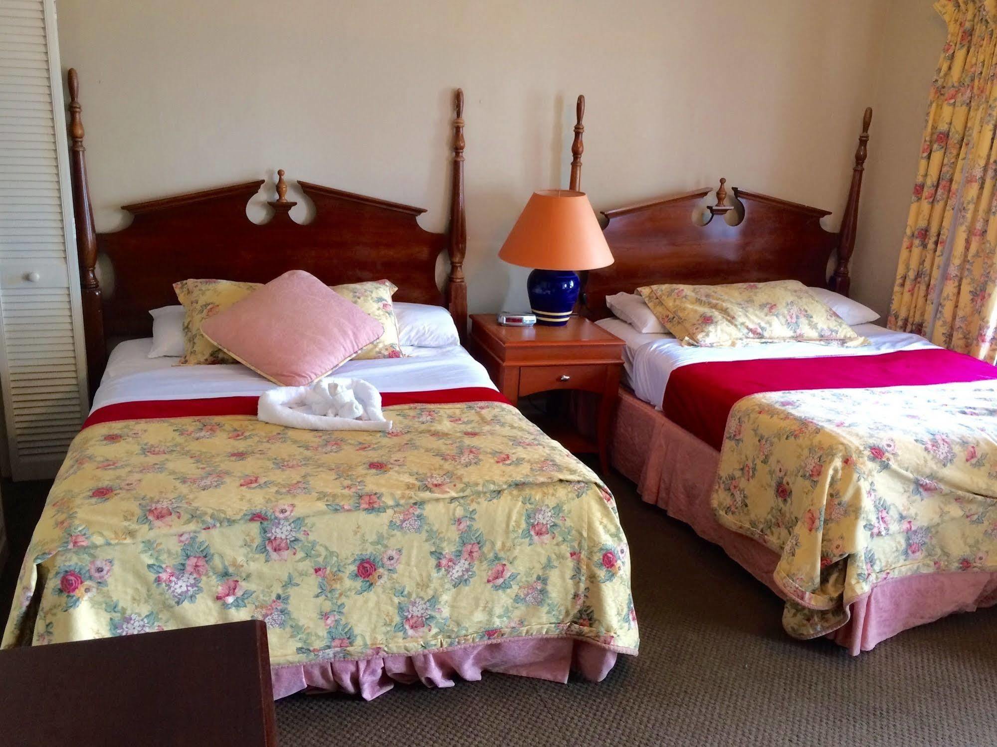 Motel E-lodge Near The Falls Niagara Falls